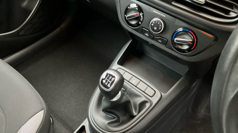 Hyundai i10 1.0 MPi SE Connect 5dr Petrol Hatchback